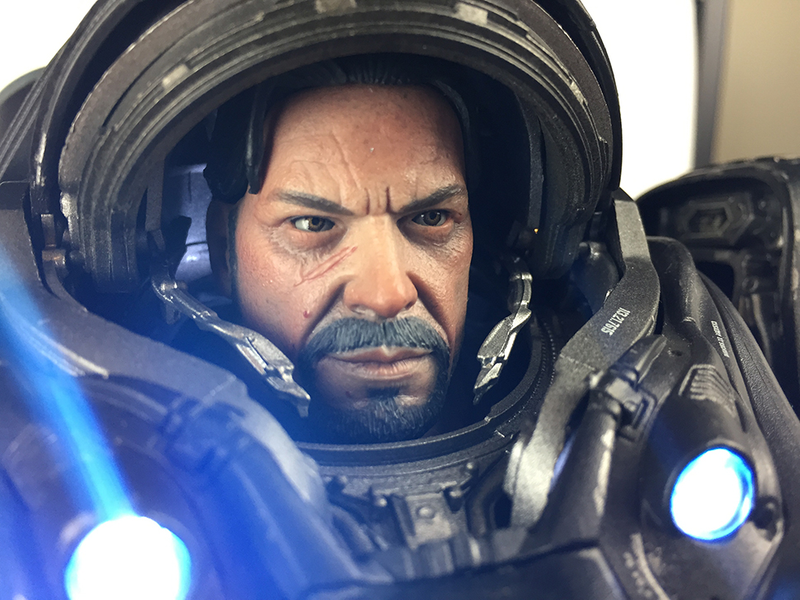 Illustration for article titled The Ultimate StarCraft Action Figure